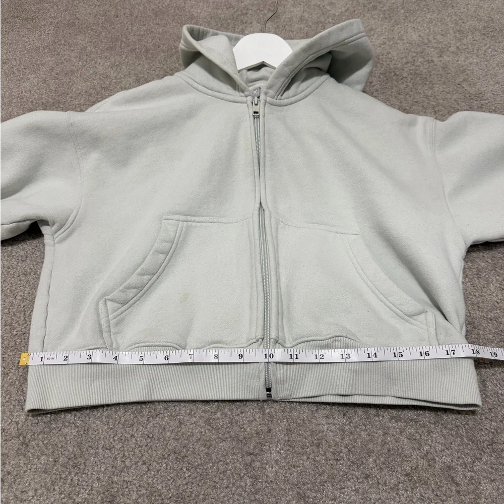 Aritzia TNA Cozy Cropped Zip-Up Hoodie Light Sage Green | Fleece - Picture 10 of 10